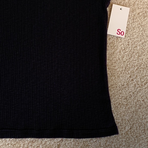 So Muscle Tank, Size Medium, Black Luxe - Picture 4 of 9